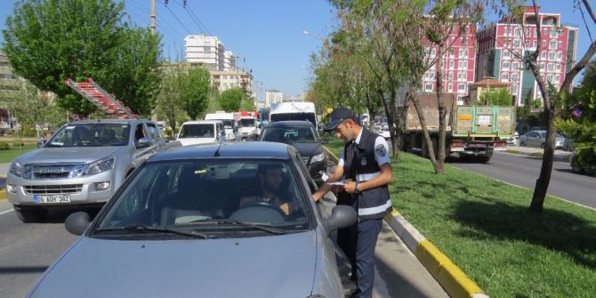 Dilencilere Karşı Broşürlü Önlem