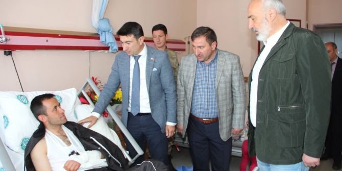 Başkan Vekili Doğan, Yaralı Askeri Ziyaret Etti