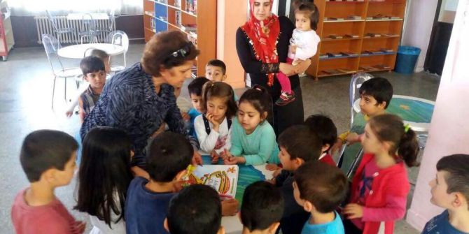 Okul Öğrencileri Kütüphaneyi Gezdi