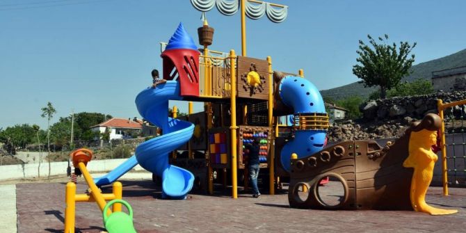 Aliağa Karakuzu Mahallesi’ne Modern Park