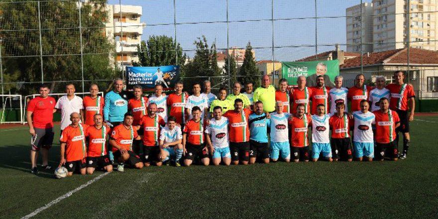 Zübeyde Hanım Anısına Sahaya Çıktılar