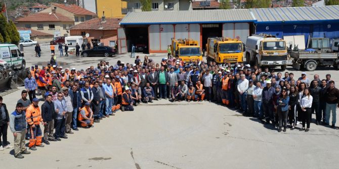 Başkan Bakıcı, Personelin 1 Mayıs İşçi Bayramlarını Kutladı