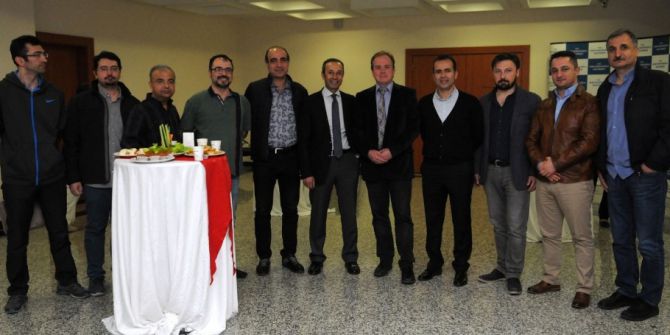 Uzman Doktorlara Diz Yaralanmaları Konusunda Eğitim