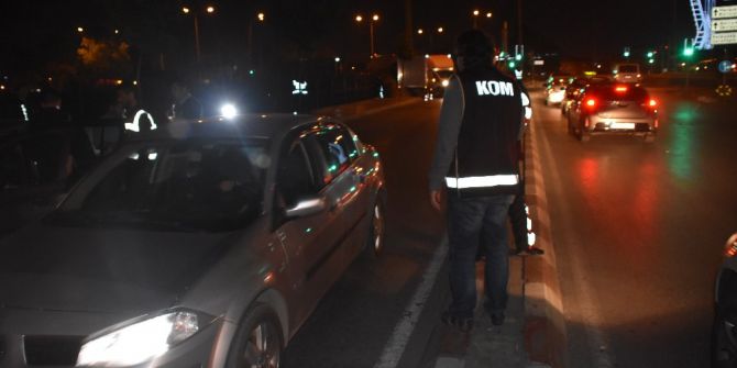 İzmir’de ’Güven Huzur 5’ Uygulaması Yapıldı