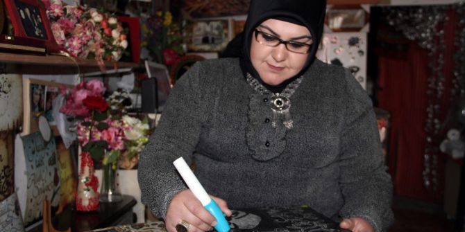 Dünyanın Tek Kadın Granit Sanatçısı Mesleğini Yaşatmaya Çalışıyor