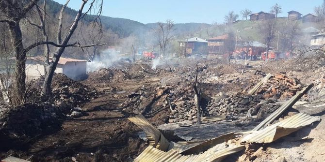 Çorum’da Köy Yangını