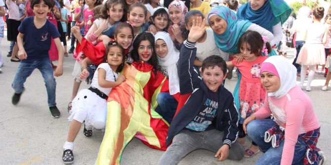 Suriyeli Çocuklar, Mersin Barosunun Şenliğinde Doyasıya Eğlendi