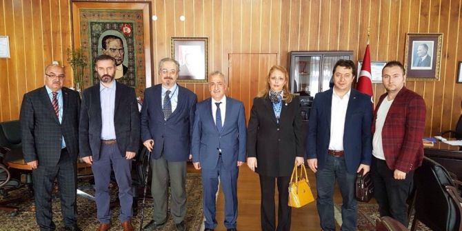 Mobbing İle Mücadele Derneği, Atatürk Üniversitesi Rektörü Prof.dr. Ömer Çomaklı’yı Ziyaret Etti