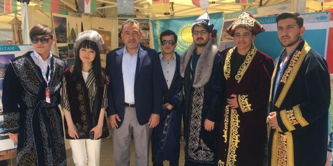 Uluslararası Öğrenciler Sevgi Yolunda Buluştu