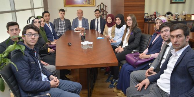 Başkan Yardımcısı Taş, Misafirlerini Makamında Ağırladı