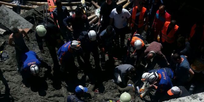 Çöken Cami İnşaatıyla İlgili Açıklama