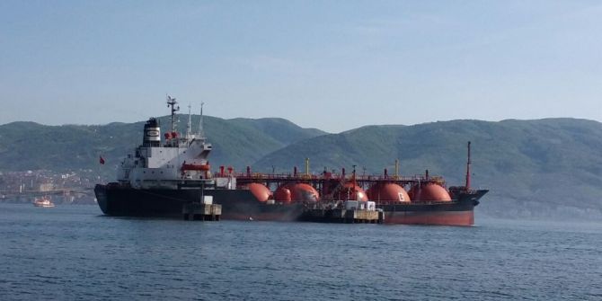 Körfezde Lpg Tankerinde Yangın Çıktı