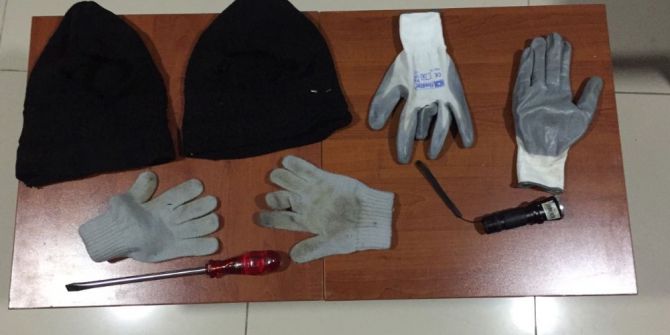 İşyerinde Çelik Kasayı Patlatan Hırsızlar Yakalandı