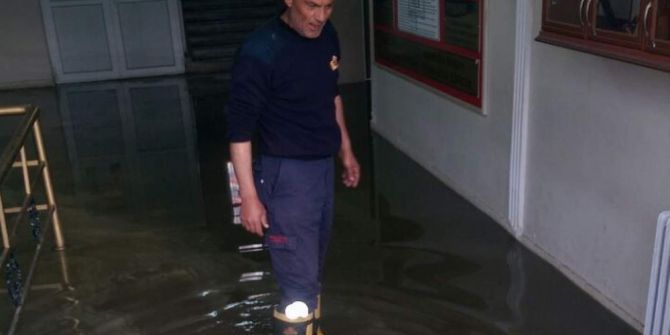 Şiddetli Yağış Nedeniyle Okulu Su Bastı