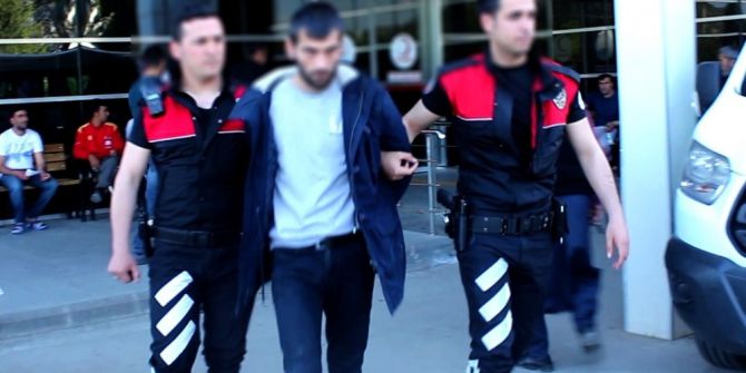 Sekiz Ayrı Suçtan Aranan Şahıs Yakalandı