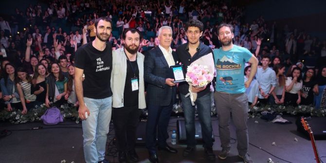 Nilüfer Liselerarası Müzik Yarışmasına Pinhani Damga Vurdu