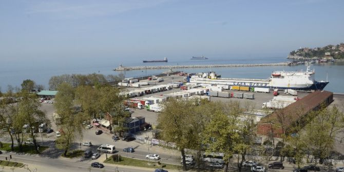 Antitank Füzesine Ait Parçalar Bulunan Tırın Şoförü Tutuklandı