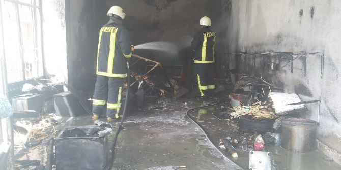 Baloncu Dükkanında Çıkan Yangındaki Patlamalar Korkuttu