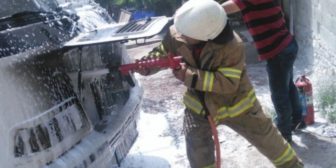 Havran’da Minibüs Yandı