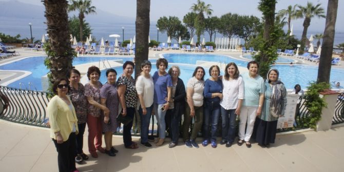 Sağlık Meslek Lisesi Mezunları 37 Yıl Sonra Buluştu