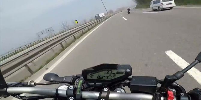 Tem’de Motosikletlilerin Yaptığı Kaza Kamerada