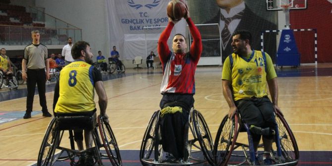 Willi Brinkmann Kupası Hornets Le Cannet’in