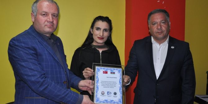 İha Kars Temsilciliğine Azerbaycan’dan Plaket