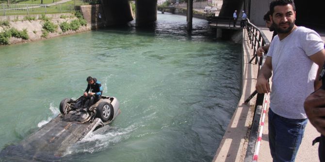 Kanala Uçan Sürücü: "Otomobilim Serinlemek İstedi"