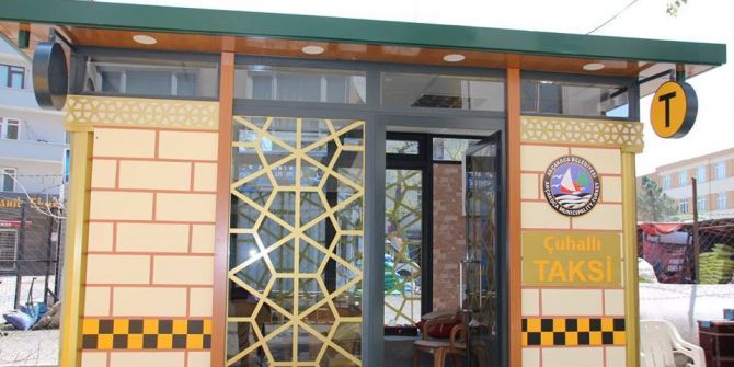 Akçakoca’da Taksi Durakları Modern Hale Geldi