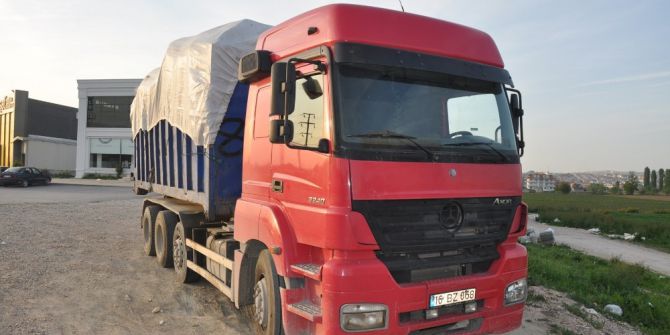 Uyuşturucu Komasından Çıkan Gence Kamyon Çarptı