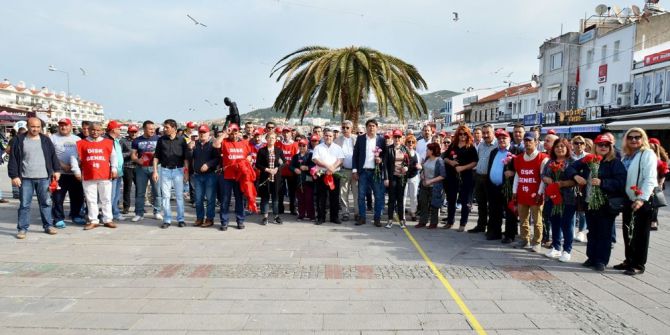 Foça’da 1 Mayıs Kutlaması