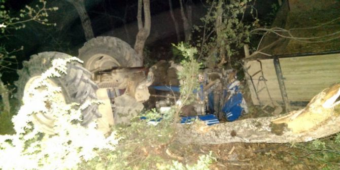 Kastamonu’da Traktör Uçuruma Yuvarlandı: 1 Yaralı