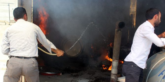 Çatı Katındaki Yangın Paniğe Neden Oldu