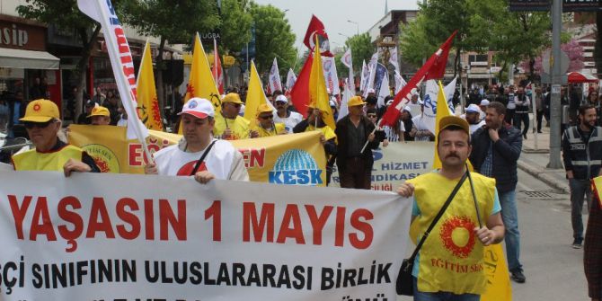 Düzce’de 1 Mayıs Kutlamalarına Katılım Az Oldu