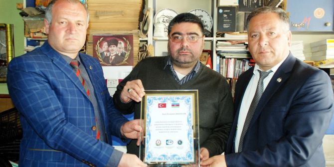 Kkdgc Başkanı Daşdelen’e Türkiye-azerbaycan Kardeşliğine Verdiği Önemden Dolayı Plaket