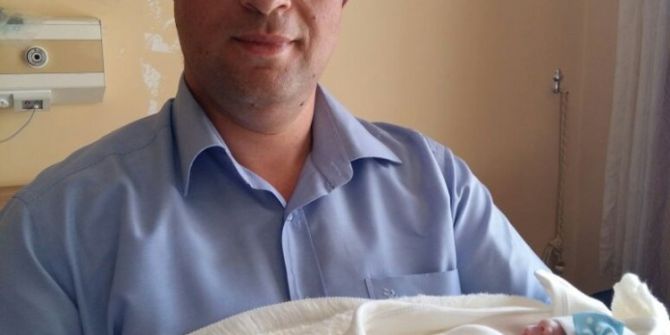 İha Muhabirinin Bebek Sevinci