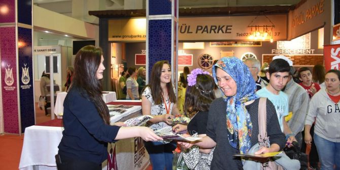 Hobi Bahçeleri Mesir Fuarında İlgi Odağı Oldu