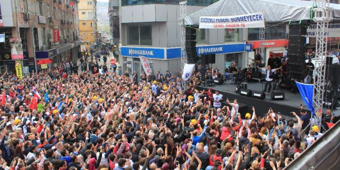 1 Mayıs Kutlamalarında Edip Akbayram Coşkusu