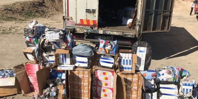 Başkale’de 35 Bin Paket Kaçak Sigara Ele Geçirildi