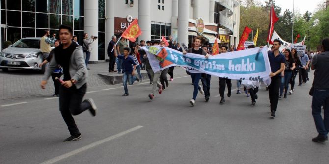 Kayseri’de 1 Mayıs Emek Ve Dayanışma Günü Kutlandı
