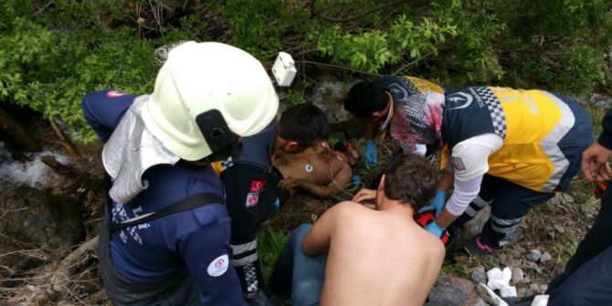 Atv İle Uçuruma Yuvarlanan Üniversite Öğrencisi Ağır Yaralandı