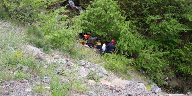 Atv İle Uçuruma Yuvarlanan Genç Hayatını Kaybetti