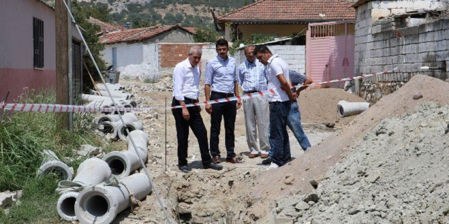 35 Yıllık Kanalizasyon Hattı Yenileniyor