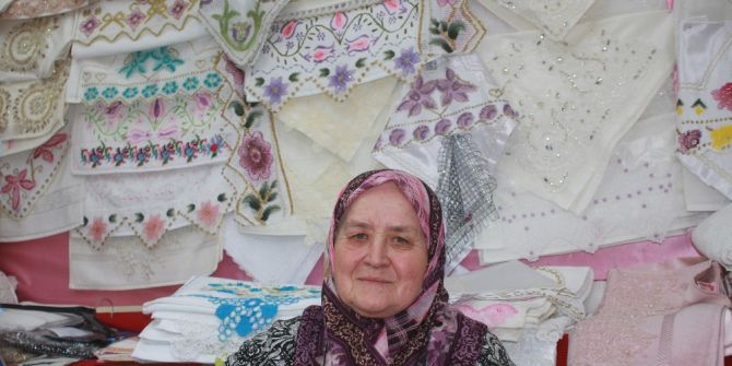 Bu Çarşıdaki Bütün Esnaflar Kadın