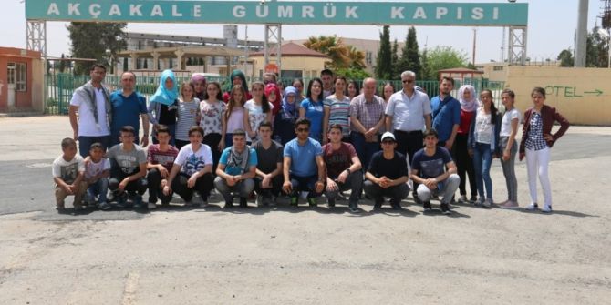 Balıkesirli Öğrencilerden Akçakale’ye Anlamlı Ziyaret