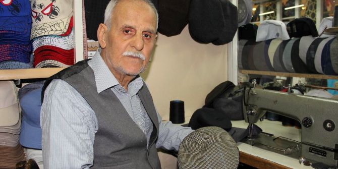 ’8 Köşeli Kasket’ Turistlerin Gözdesi Oldu