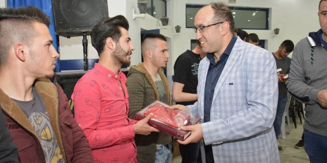 Sandıklı Belediyesi Asker Adaylarına Eğlence Tertip Etti