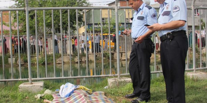 Boğulan Kız Çocuğunu Polis Whatsapptan Teşhis Etmeye Çalıştı