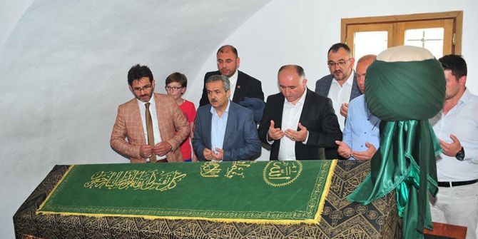 Orhangazi Protokolünden Bilecik Şeyh Edebali Türbesi’ne Ziyaret