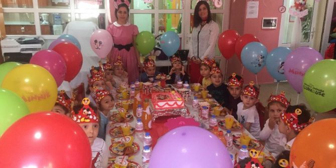 Şükran Öney Anaokulunda Bir Yaş Büyüdüm Partisi